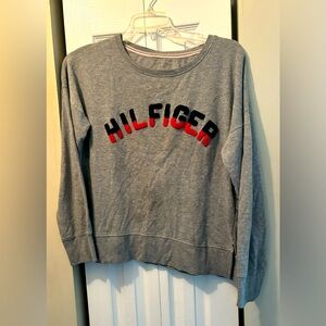 Tommy Hilfiger grey, navy blue, and red sweatshirt